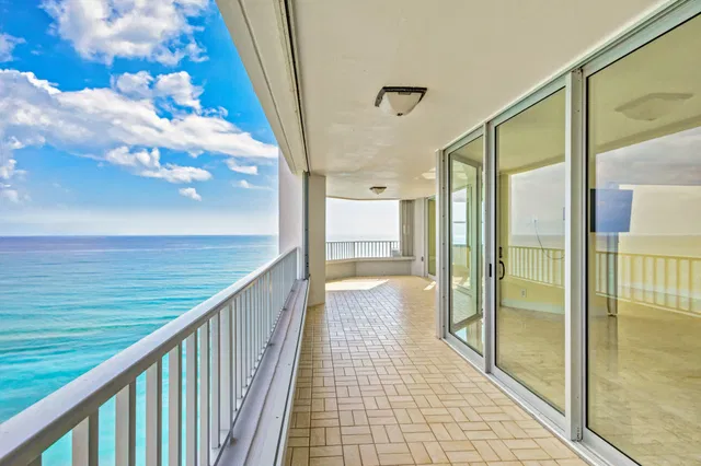 Corniche Singer Island Unit 1401 photo 26