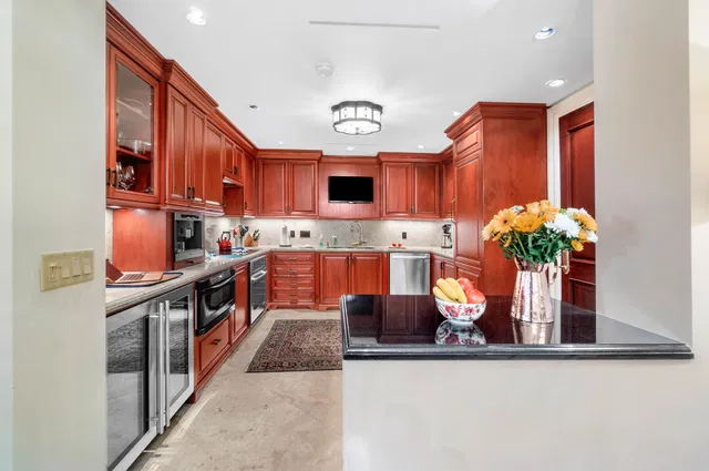 One Royal Palm Way Palm Beach Unit D1 photo 18