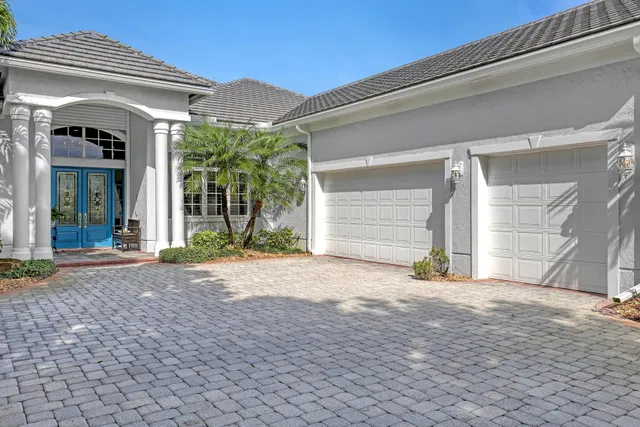 Willoughby Golf Club Residence photo 4