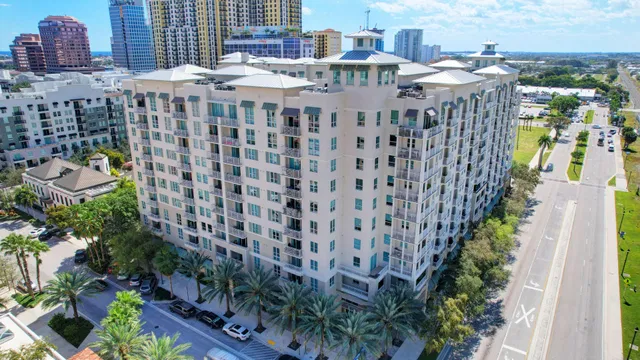 City Palms Unit 604 photo 30