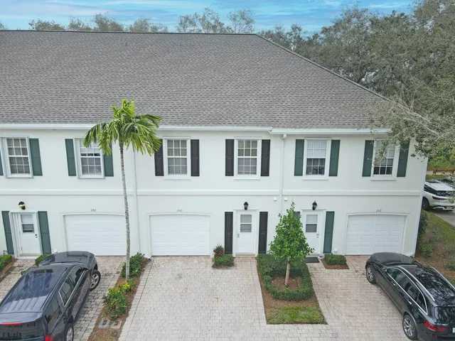 Charleston Court at Abacoa Residence photo 6