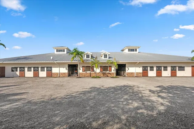  Residence photo 11