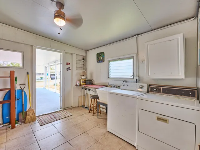 Unit 175 photo 40