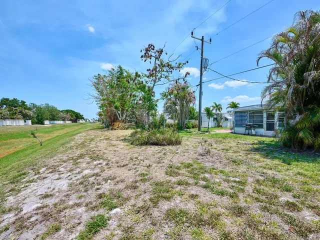 Unit 175 photo 48