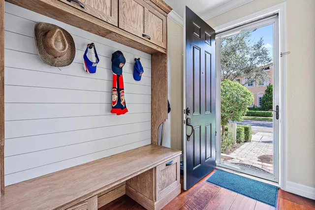 Canterbury Place Residence photo 10
