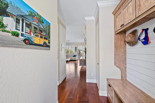 Canterbury Place Residence photo 11