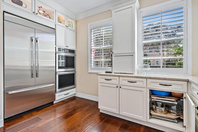 Canterbury Place Residence photo 15
