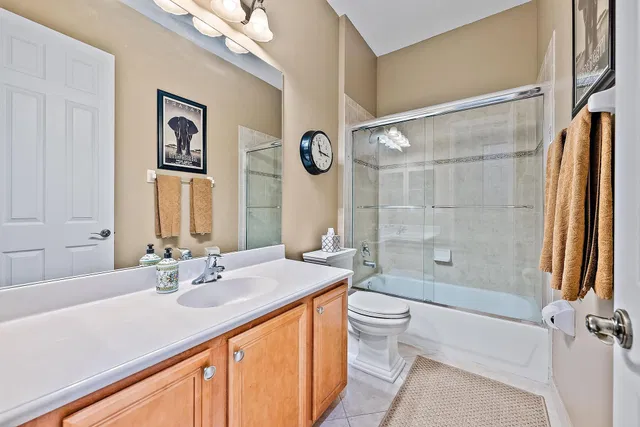 Canterbury Place Residence photo 38