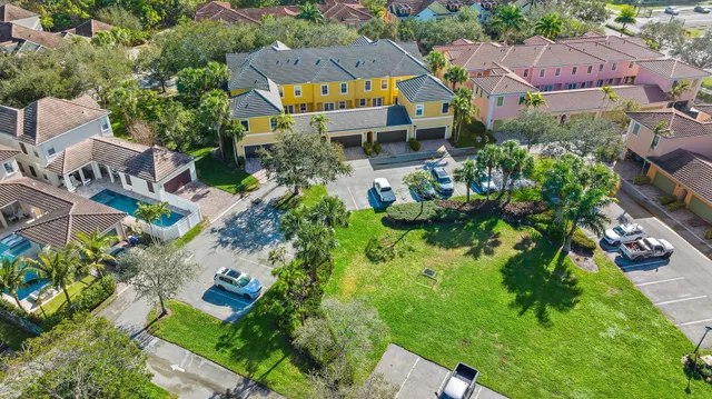 Canterbury Place Residence photo 57