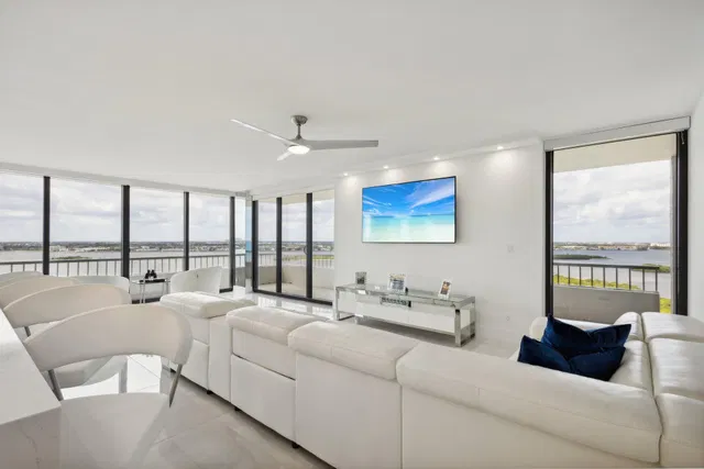 Water Glades Unit 20- D photo 19