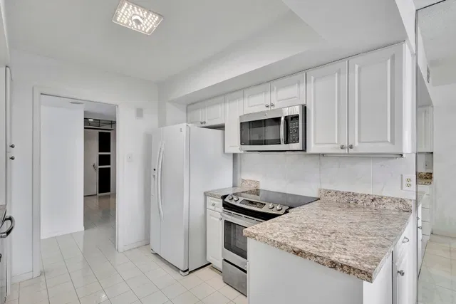 Eastpointe Singer Island Unit 4-E photo 3