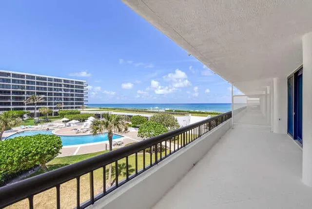 2660 S Ocean Boulevard #203s