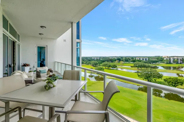 Akoya at Boca West Unit B802 photo 5