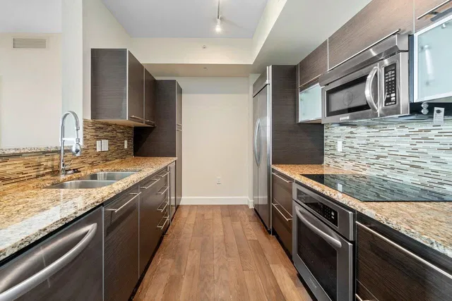 CityPlace South Tower Unit 1603 photo 4