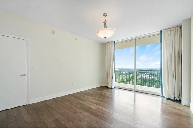 CityPlace South Tower Unit 1603 photo 8