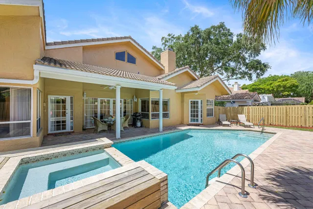 Colonnade Boca Raton Residence photo 2