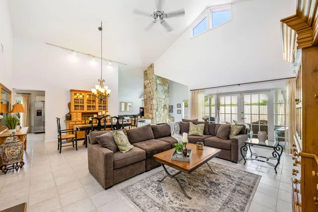 Colonnade Boca Raton Residence photo 8