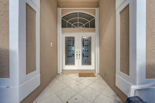 Monarch Country Club Residence photo 6
