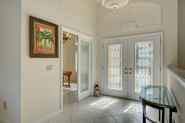 Monarch Country Club Residence photo 7