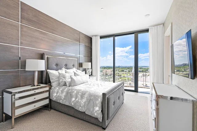 The Bristol Palm Beach Unit 1401 photo 14