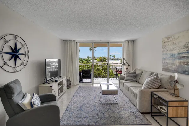 3581 S Ocean Boulevard #3b