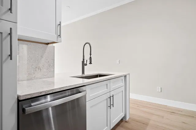 The Prado Unit 459 photo 6