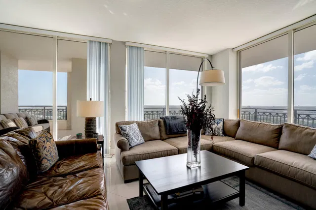CityPlace South Tower Unit 1822 photo 5