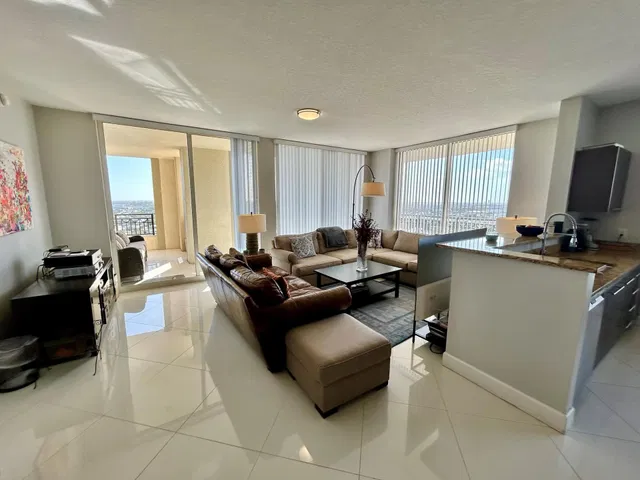 CityPlace South Tower Unit 1822 photo 6