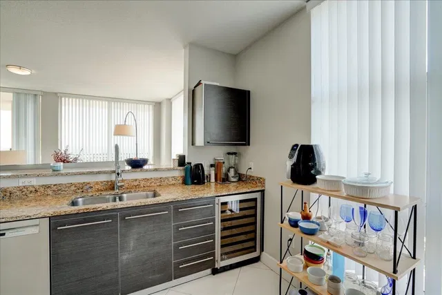 CityPlace South Tower Unit 1822 photo 9