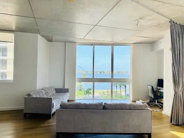 Villa Lofts Unit 503 photo 6