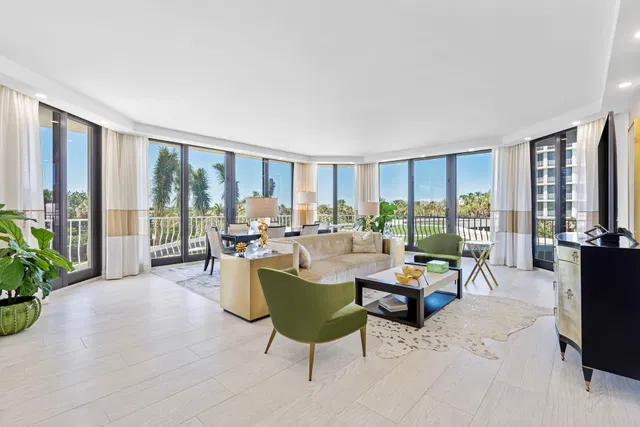 2000 S Ocean Boulevard #104s