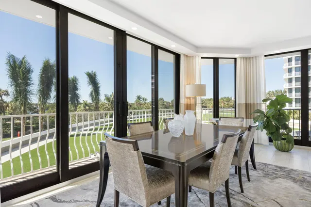 Sloan's Curve Palm Beach Unit 104s photo 7