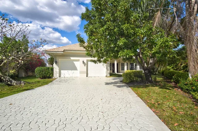  Residence photo 11