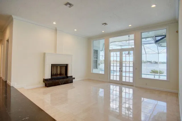  Residence photo 16
