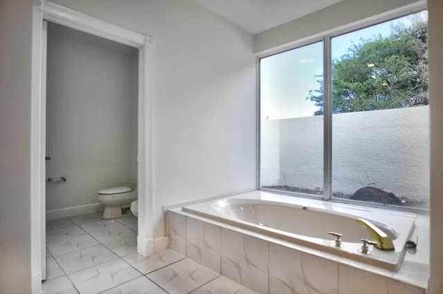  Residence photo 42