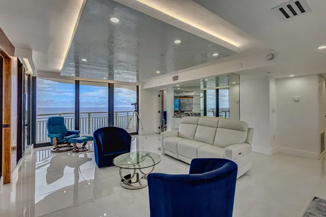 Tiara Singer Island Unit Ph-A photo 13