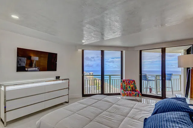 Tiara Singer Island Unit Ph-A photo 18