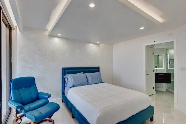 Tiara Singer Island Unit Ph-A photo 24