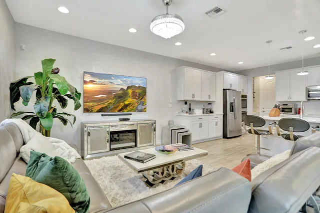  Residence photo 26