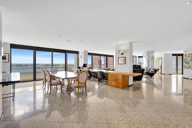 The Plaza of The Palm Beaches Unit 12 C/D photo 8