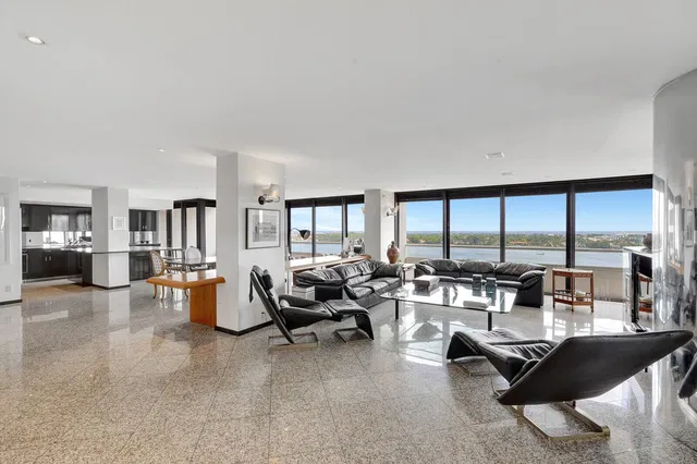 The Plaza of The Palm Beaches Unit 12 C/D photo 15