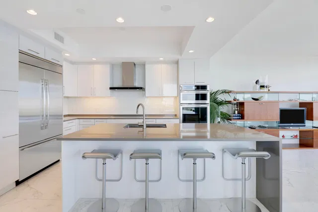 Water Club North Palm Beach Unit 1504 photo 15