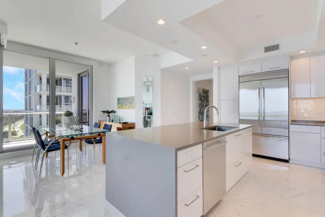 Water Club North Palm Beach Unit 1504 photo 17