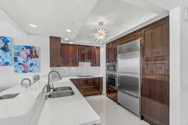 Ritz Carlton Residences Singer Island Unit 1604b photo 9