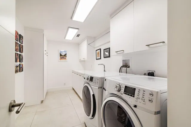 Sloan's Curve Palm Beach Unit 203n photo 25