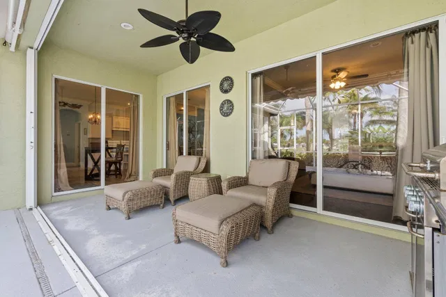 Monarch Country Club Residence photo 35