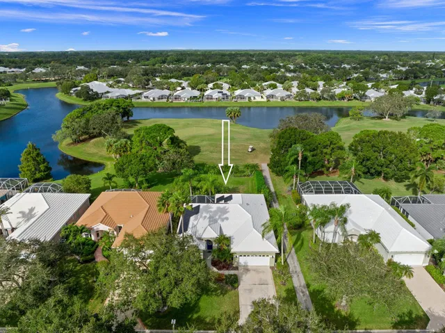 Monarch Country Club Residence photo 41