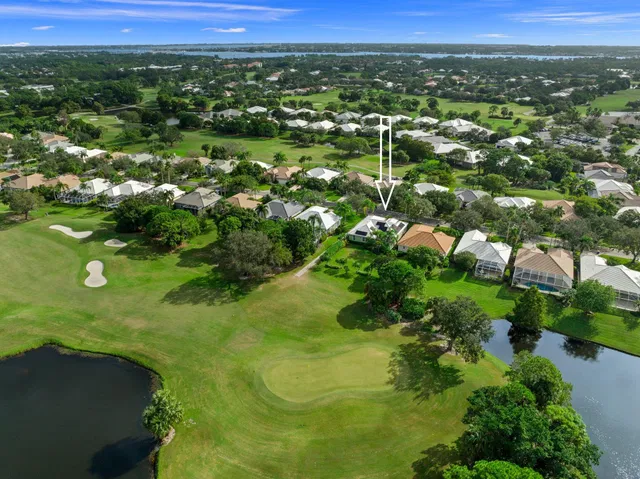 Monarch Country Club Residence photo 47