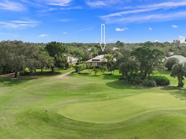 Monarch Country Club Residence photo 49