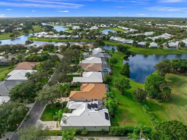 Monarch Country Club Residence photo 54